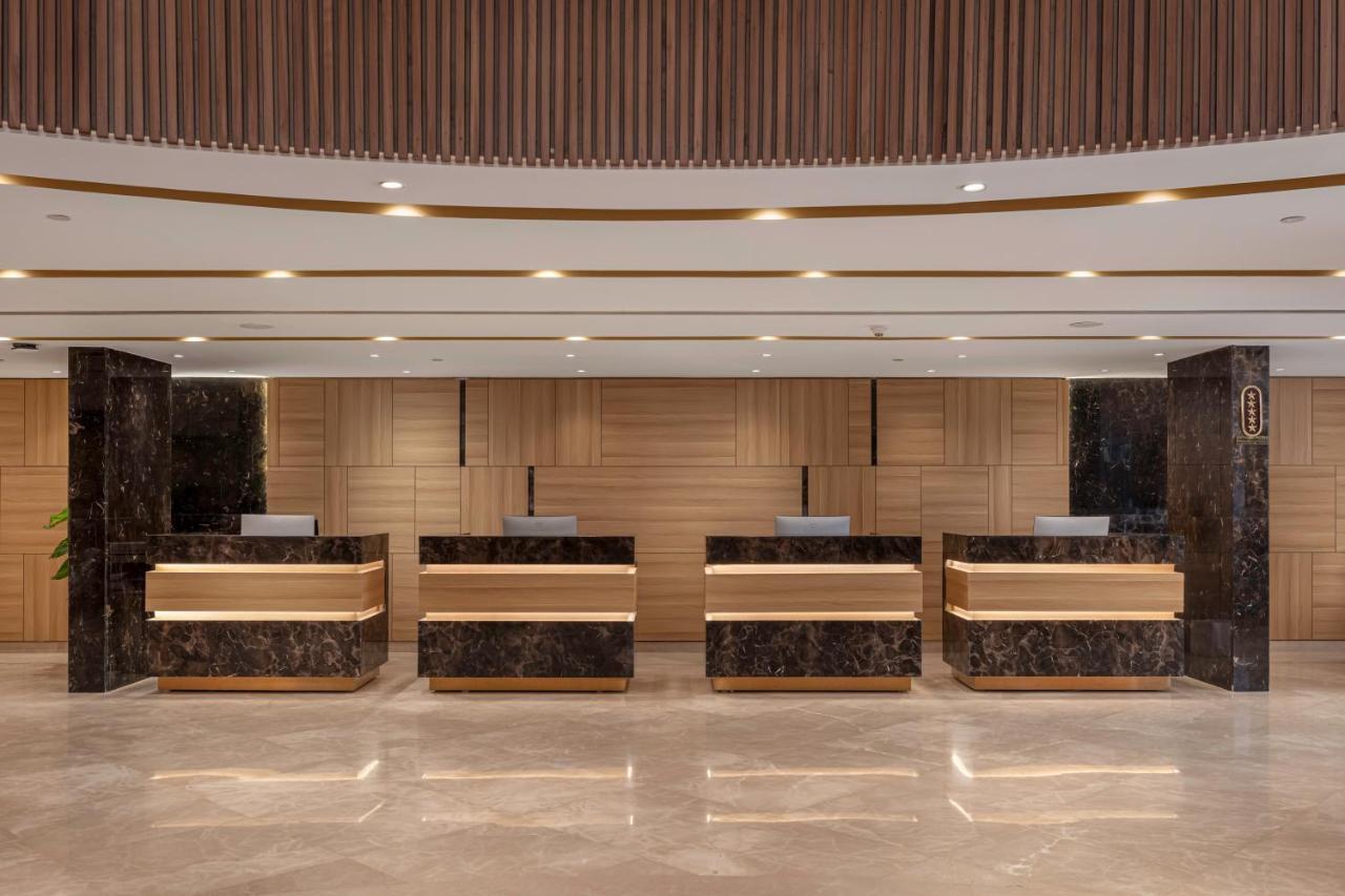 Steigenberger Nile Palace Luxor - Convention Center Exterior foto The hotel's lobby
