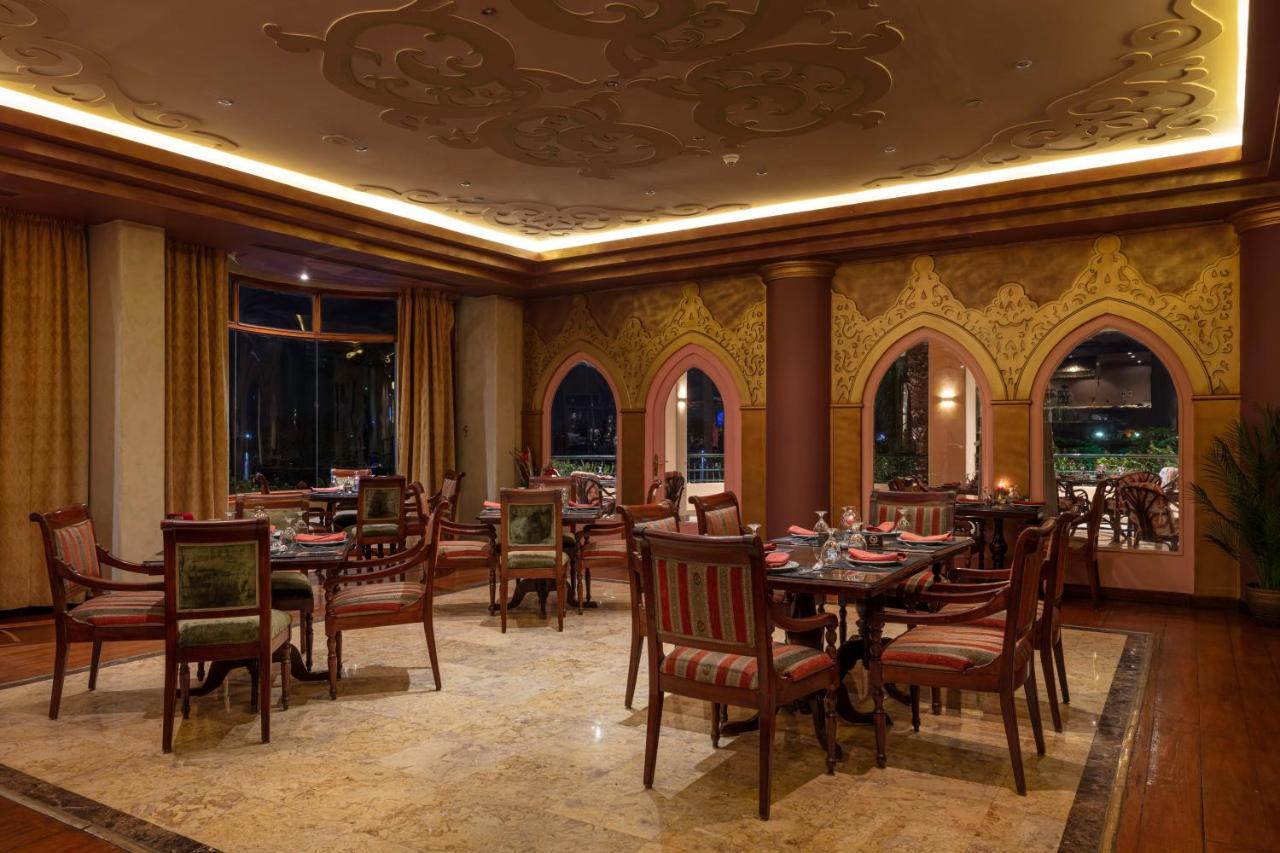 Steigenberger Nile Palace Luxor - Convention Center Exterior foto The restaurant